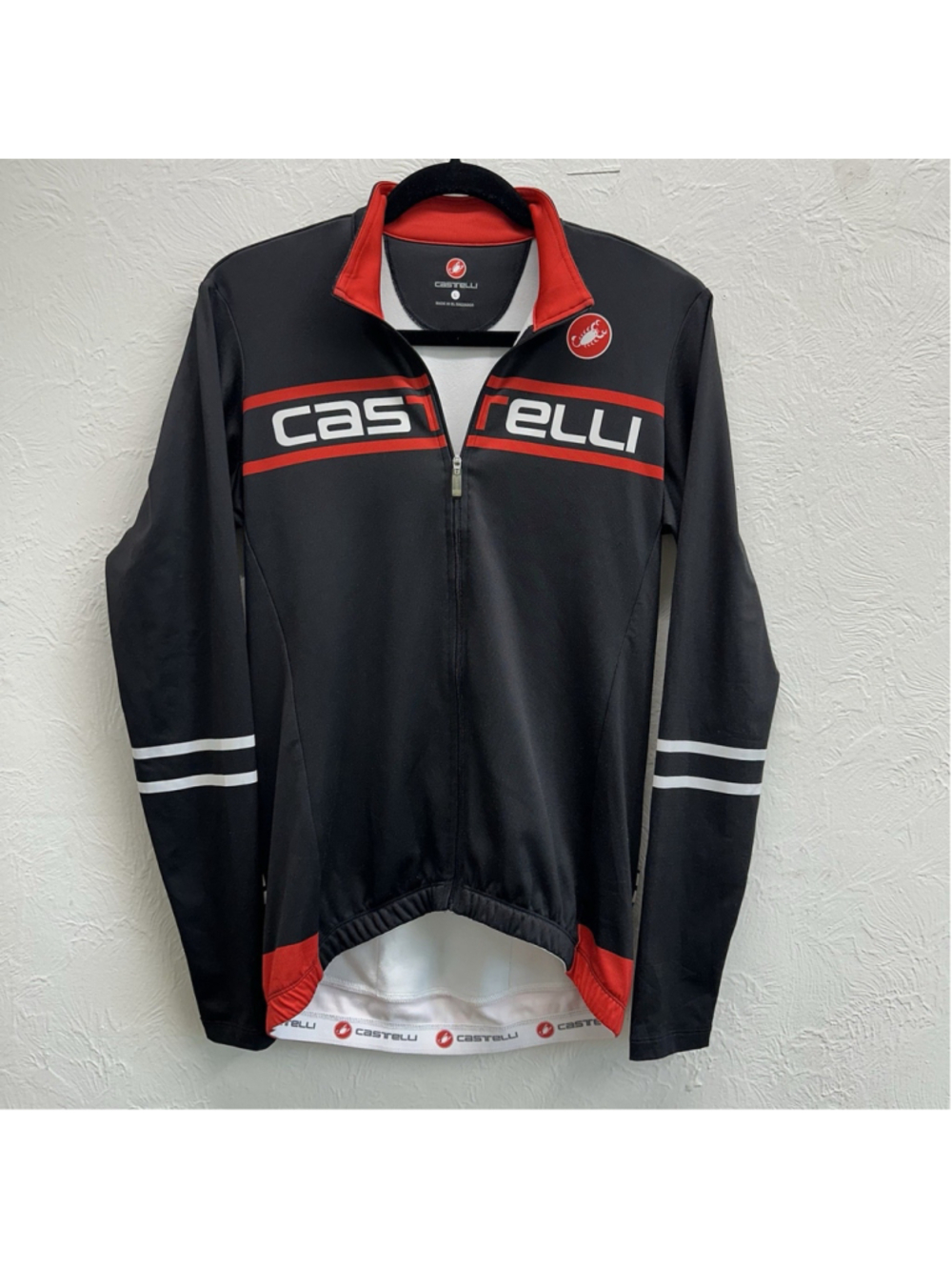 Castelli Segno Long Sleeve Cycling Jacket Jersey Black Red Zip Men’s Sz Large